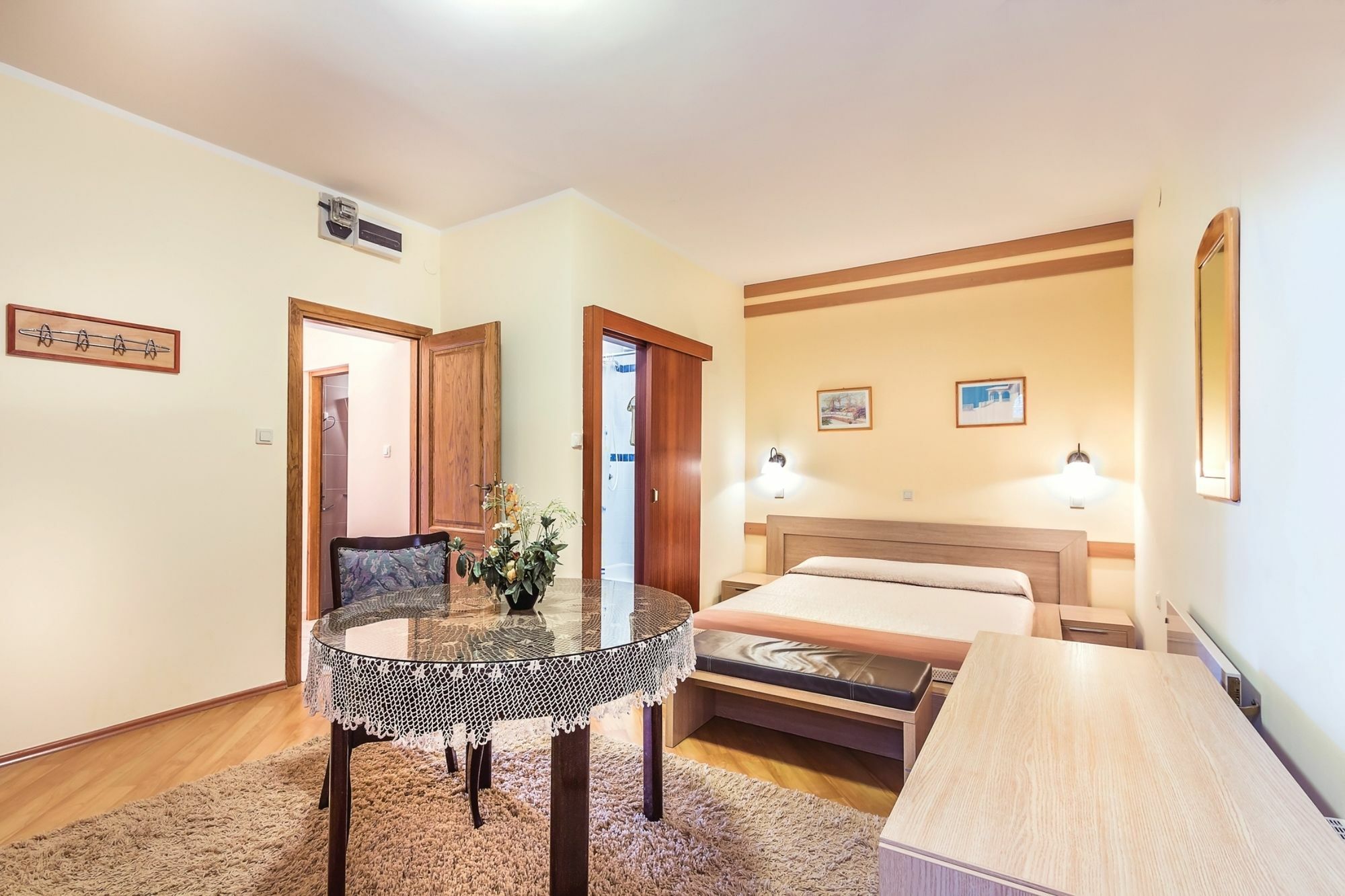 Villa Roses Apartments & Wellness Icici Exterior photo